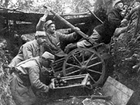 Trench Warfare - Grenade catapult in World War I