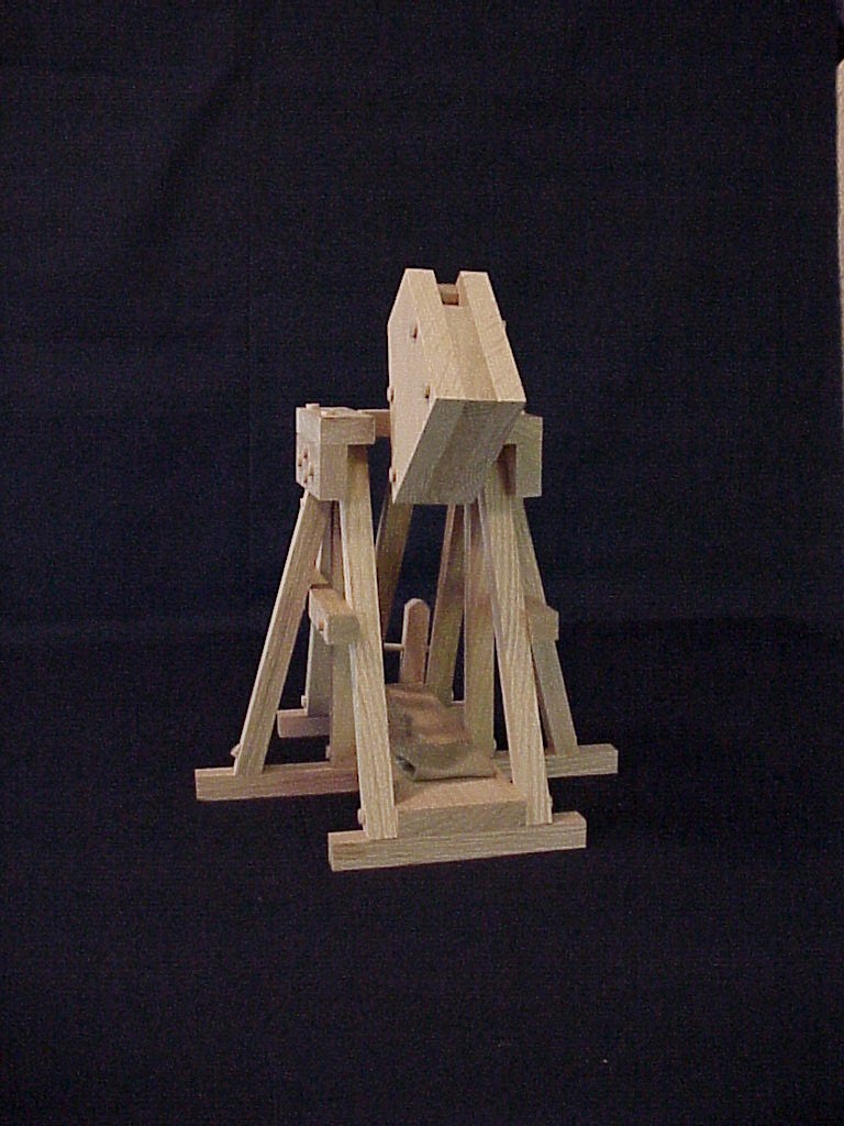 Front view of the Warwolf trebuchet in the cocked position