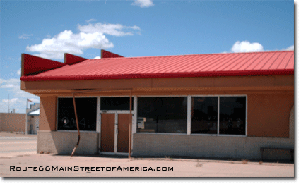 An Abandoned Club Cafe in 2007