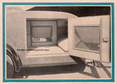 The wide door makes it easy to climb into the comfortable sleeping compartment in which the mattress is laid directly on the floor. The screen covers can be adjusted to suit the weather.