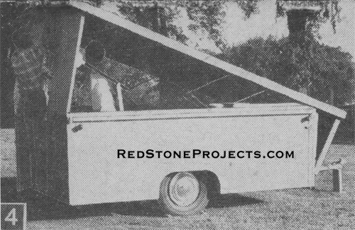 Vintage 1960 camping trailer with slide out Figure 4. To set up the trailer, have your helper crouch just inside the door and swing up the rear panel as you swing up the rear panel as you lift the roof. Then, going to the front end of the trailer...